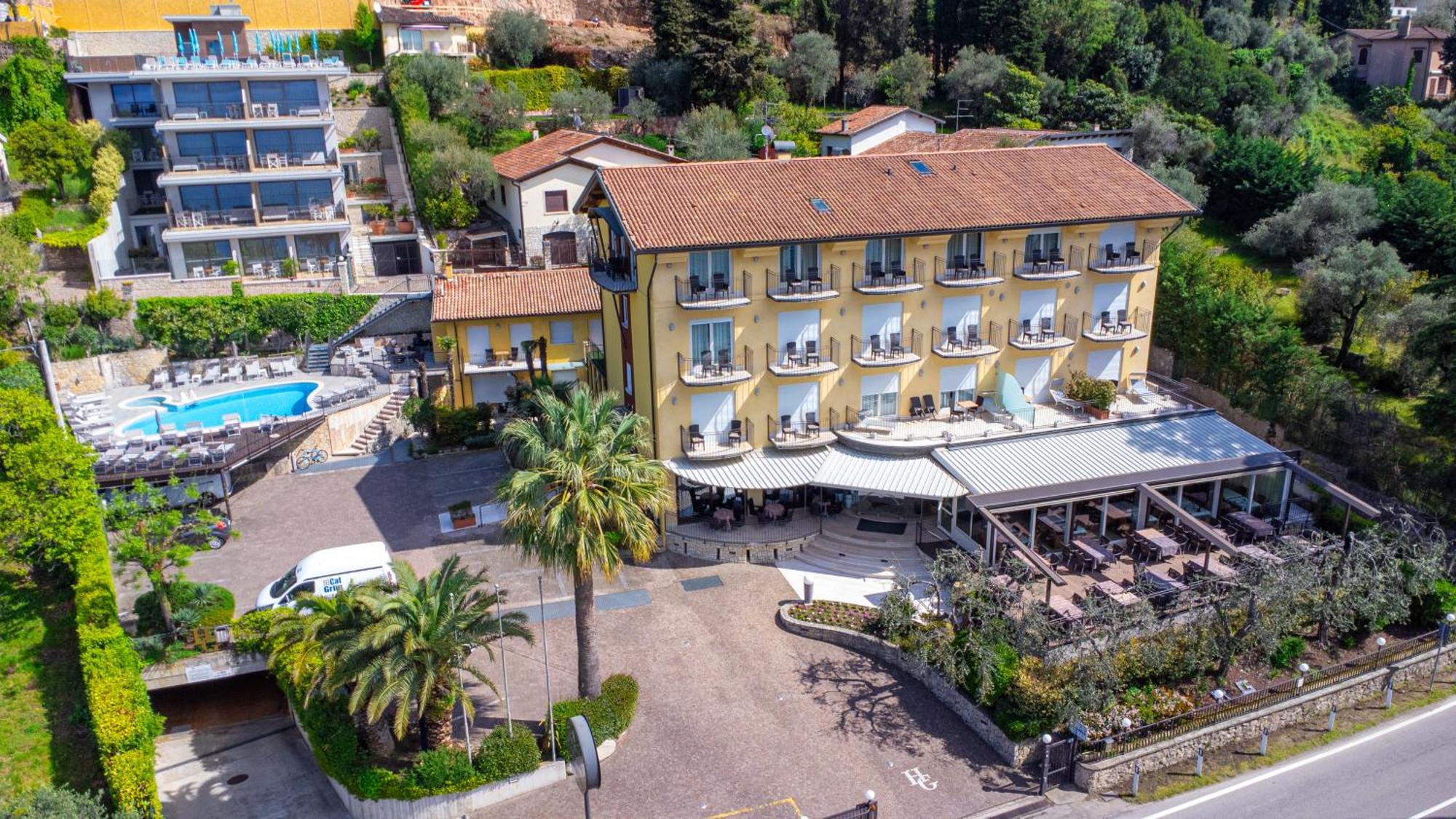 Hotel Galvani Torri Del Benaco Exteriér fotografie