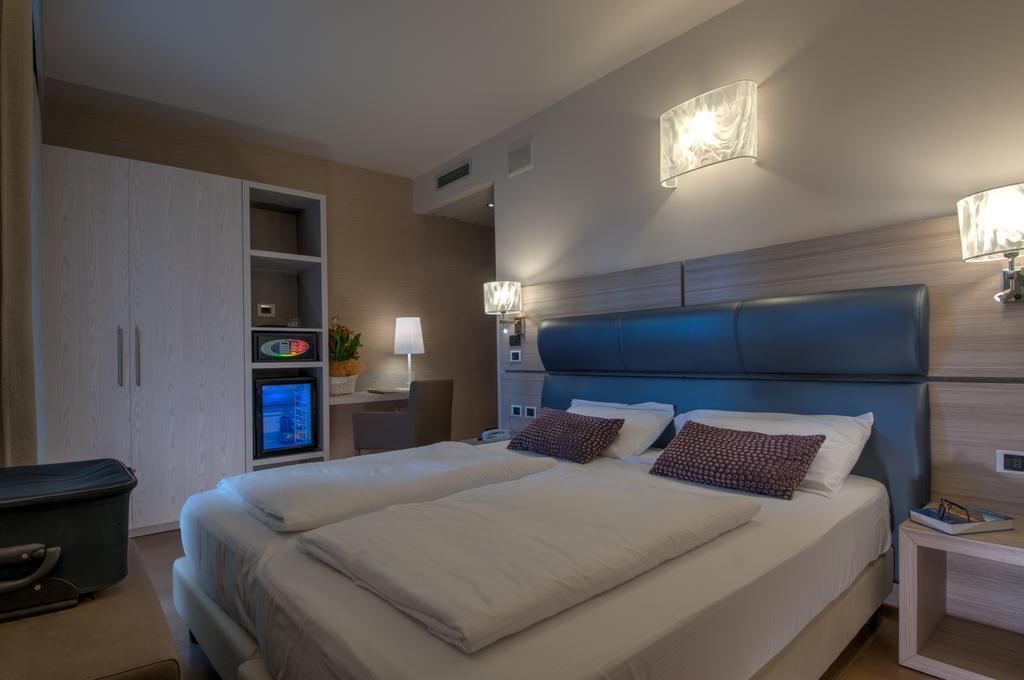Hotel Galvani Torri Del Benaco Exteriér fotografie