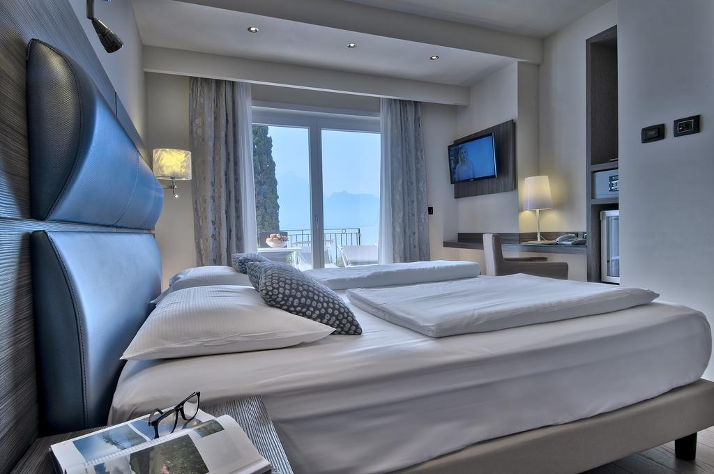 Hotel Galvani Torri Del Benaco Exteriér fotografie
